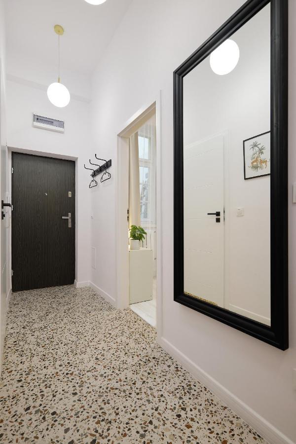 Plac Ratuszowy 50 - Old Town - 2 Sypialnie I Salon イェレニャ・グーラ エクステリア 写真