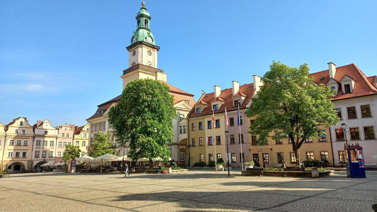 Plac Ratuszowy 50 - Old Town - 2 Sypialnie I Salon イェレニャ・グーラ エクステリア 写真